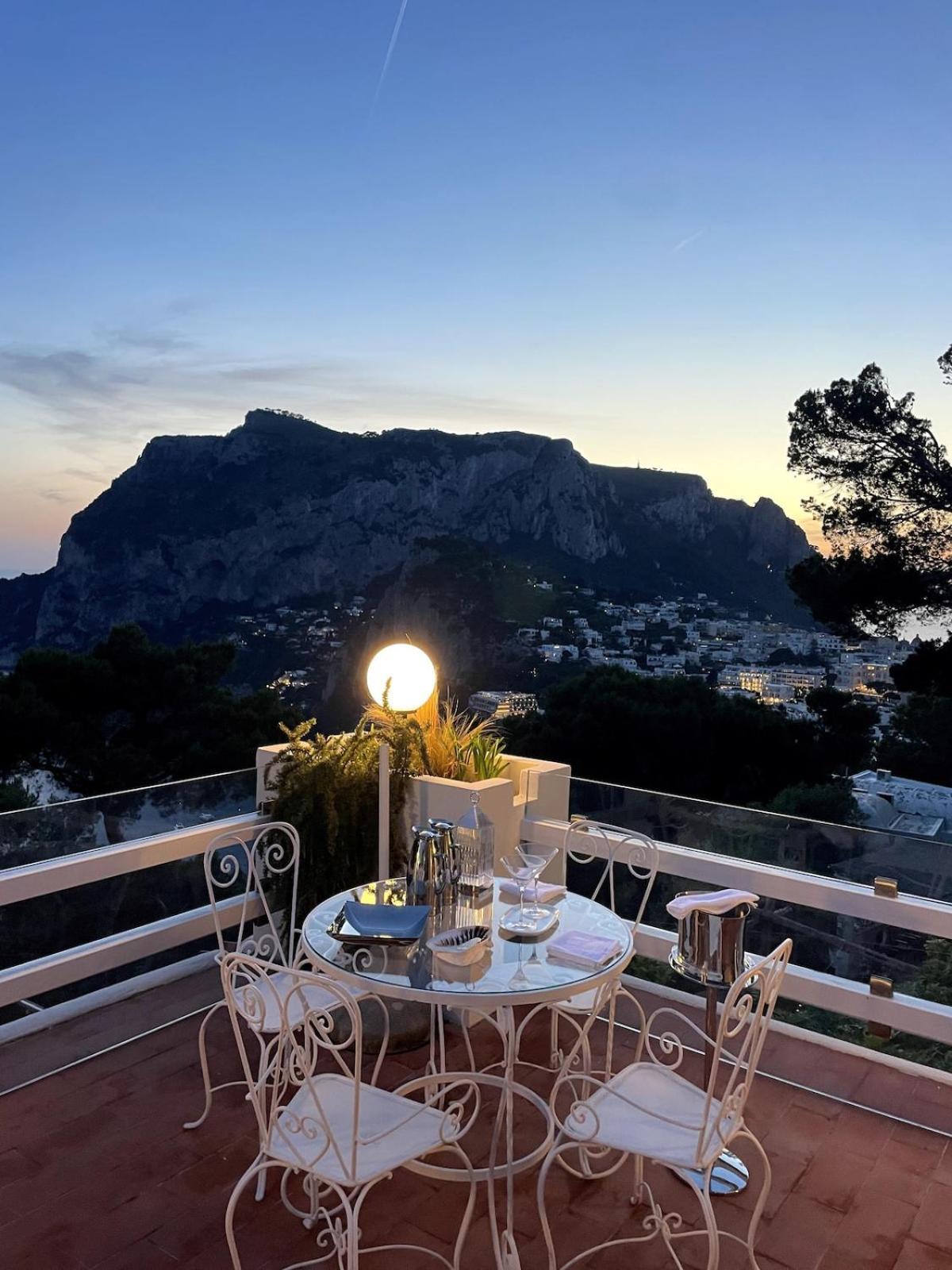 Grazia Capri